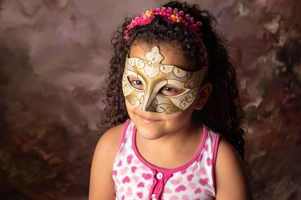 Maschere di Carnevale da stampare e colorare gratis per bambina 