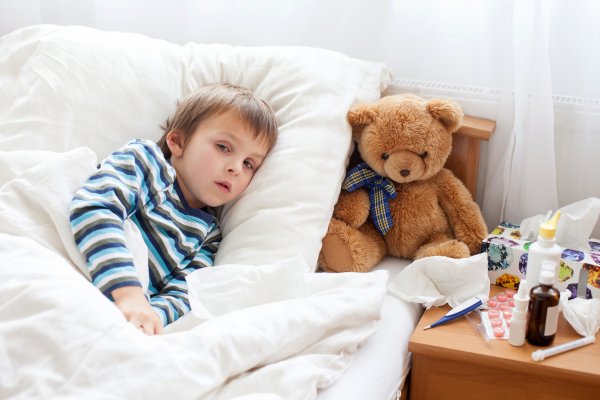 Poche ed efficaci attenzioni possono migliorare la vita e lo stato di salute di un bambino che si ammala spesso. Ecco cosa debbono sapere le mamme e i papà: 