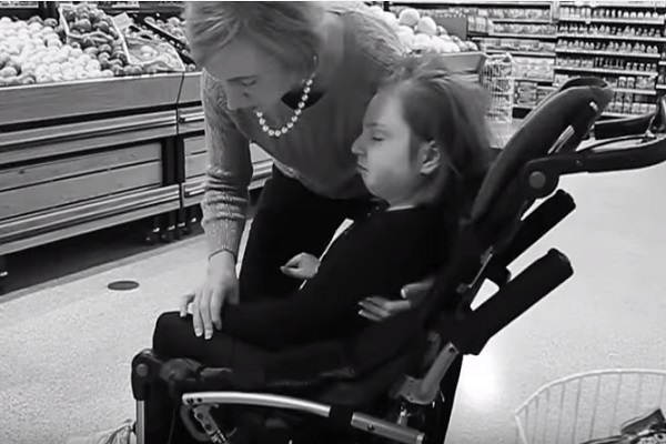 Carrelli per Disabili: l’Invenzione di una Mamma (Video)