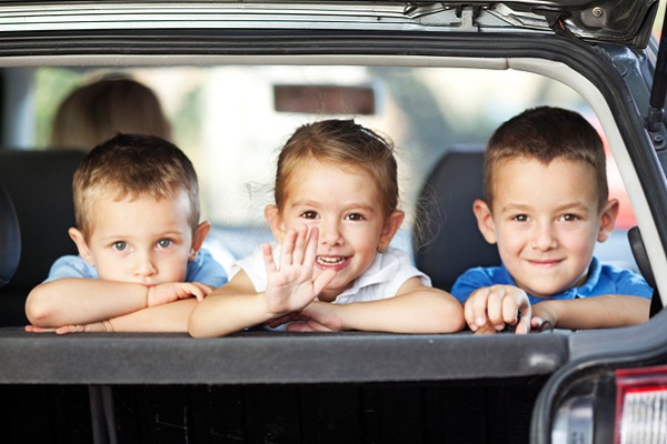 Bambini in Auto: 10 Errori più Comuni e Pericolosi