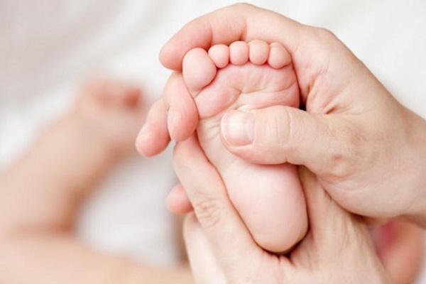 come massaggiare il neonato informazioni