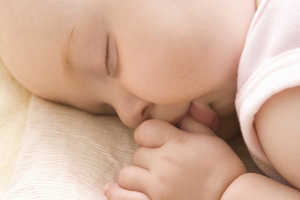 neonati che non dormono rimedi