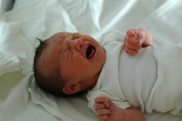 neonati che non dormono rimedi naturali