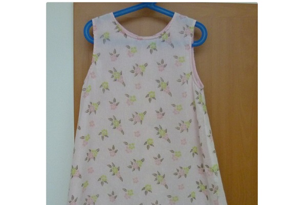 Papà cerca un vestito per la figlia: “È autistica e indossa solo questo”.