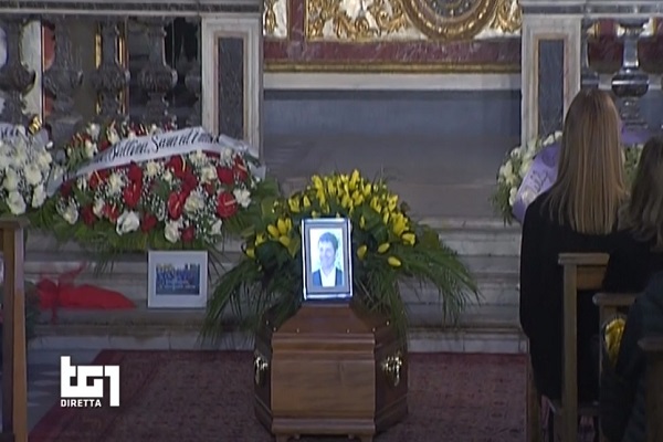 Funerali di Fabrizio Frizzi: l’ultimo saluto