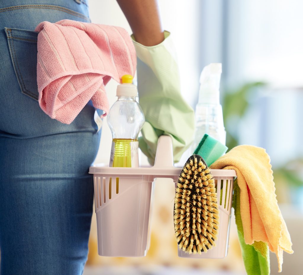 Casa sporca e pulizie domestiche: gli errori da non fare
